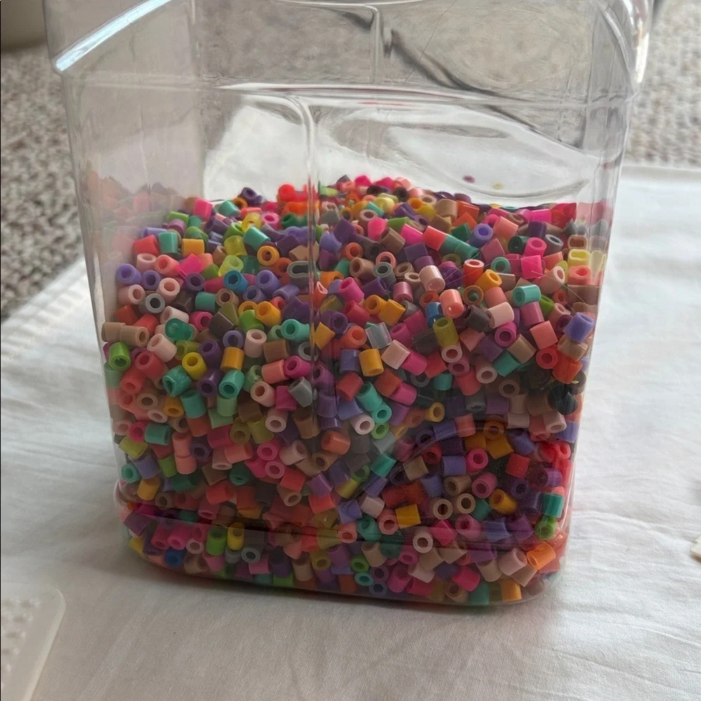 Perler Beads Go, Girl! Activity Craft Kit. Y2K